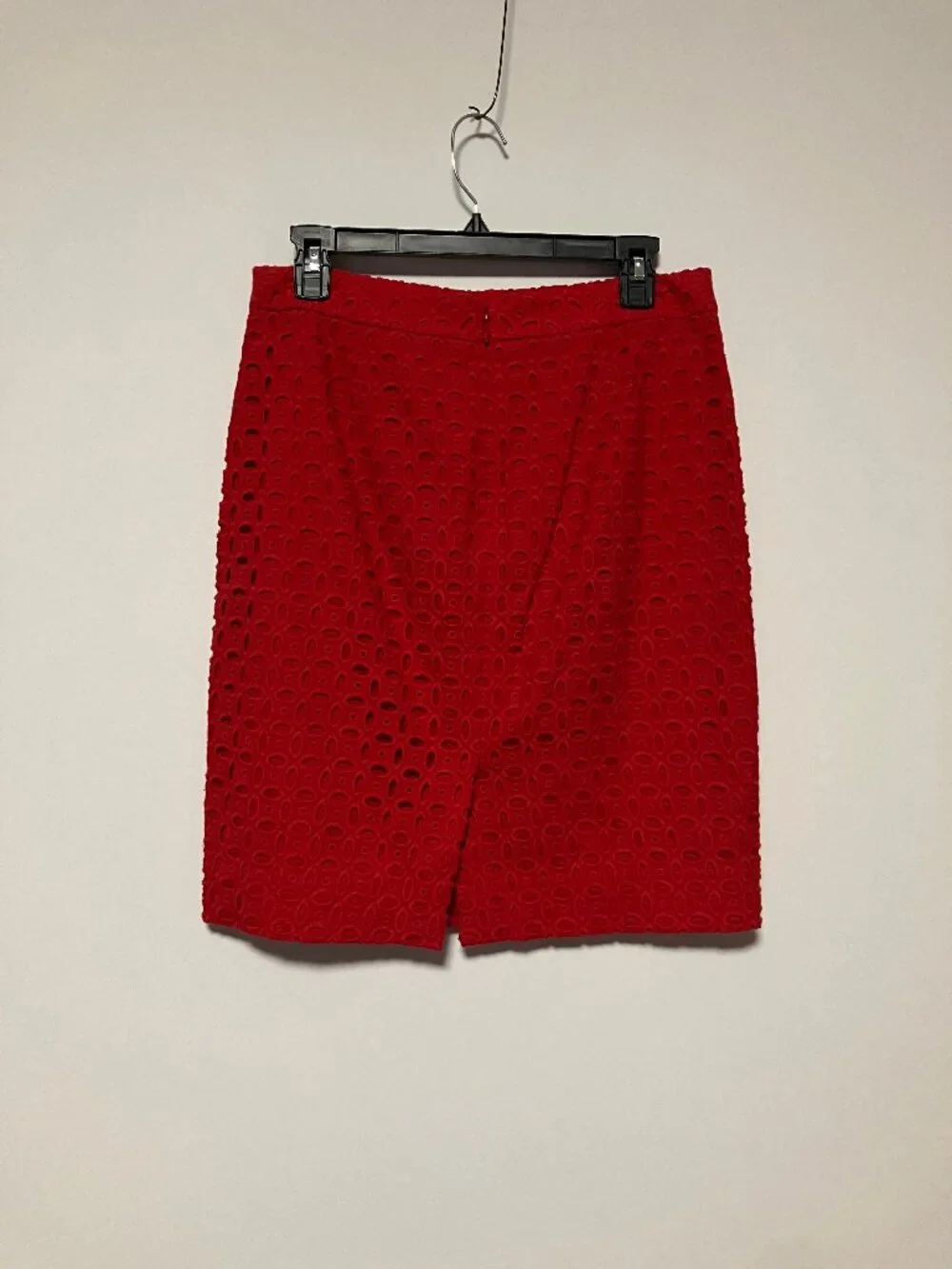J. Crew No. 2 Pencil Skirt Ultra Eyelet, Red, Cotton, Size 4, Style 45545 - Picture 2 of 4